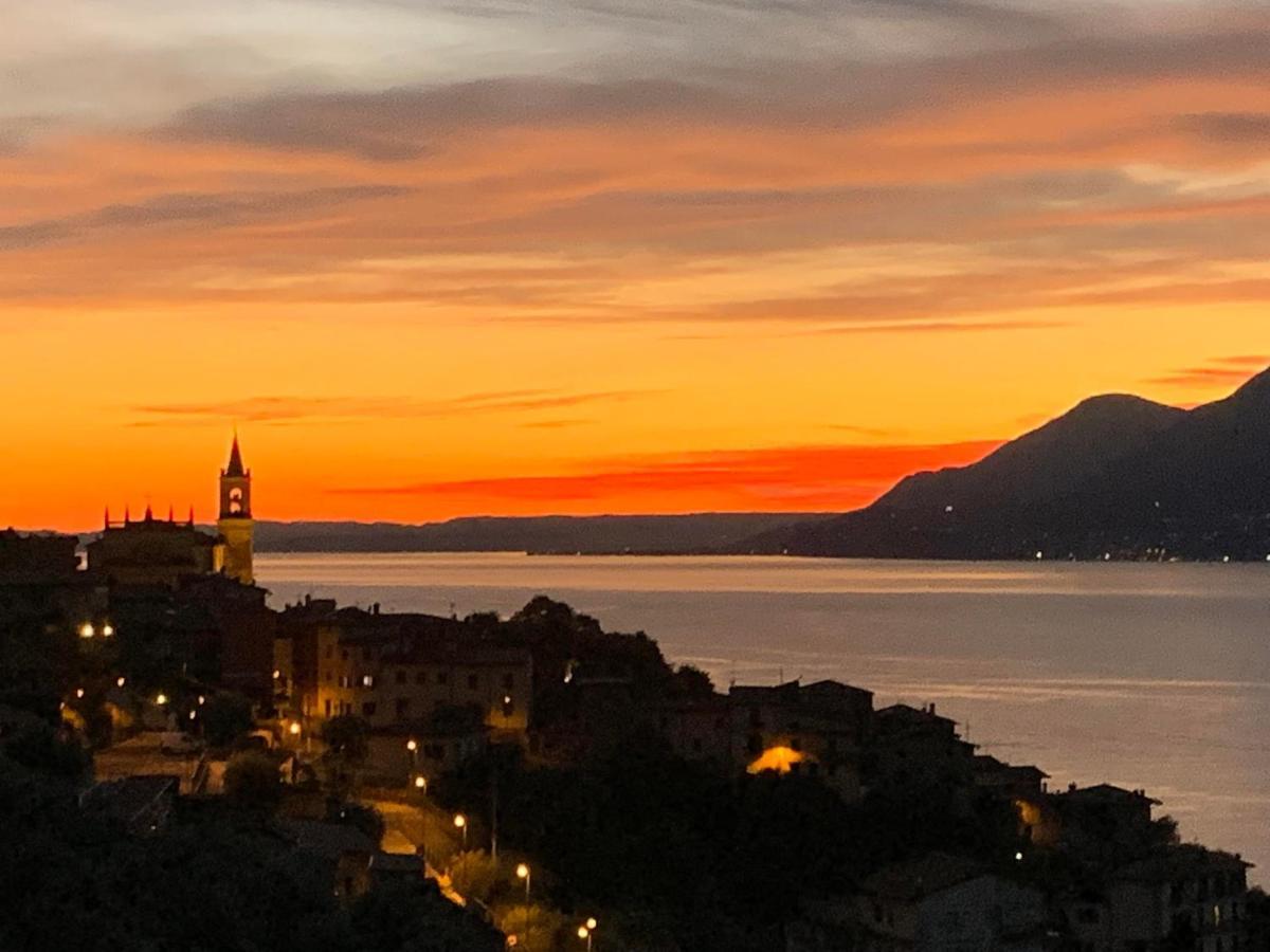 View Garda Lake เบรนโซเน ซูล การ์ดา ภายนอก รูปภาพ
